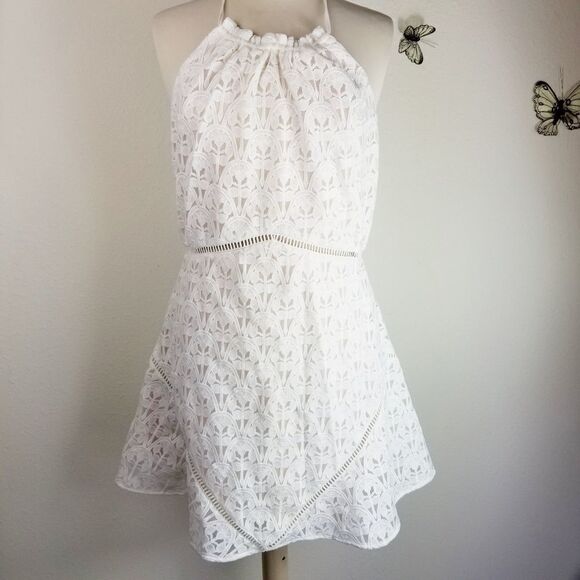 Joa approaching Avalon lace dress. New - Picture 2 of 3